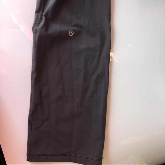 Lululemon Astro pants size 4 - Picture 6 of 7